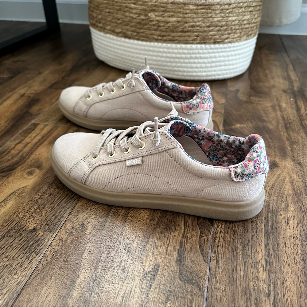 Skechers BOBS D'Vine - Darling Wonder Tan